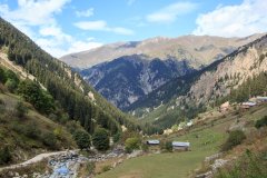 10-In the mountains around Uzungöl
